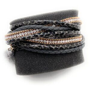 Unique Magnetic Wrap Bracelet (G29)   4079